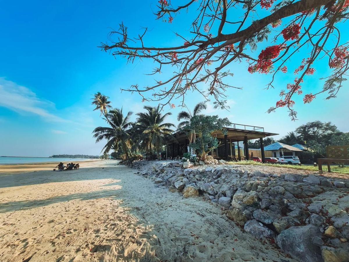 Saphli Villa Chumphon Bagian luar foto